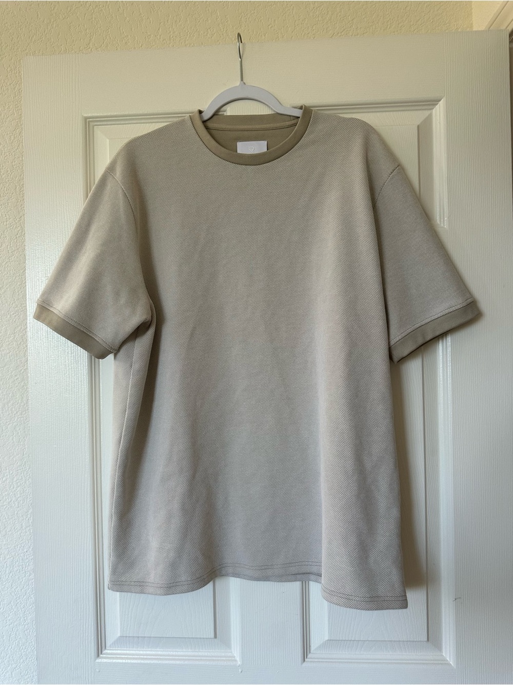 Raith Textured Short Sleeve Tee Short Sleeve T Shirt